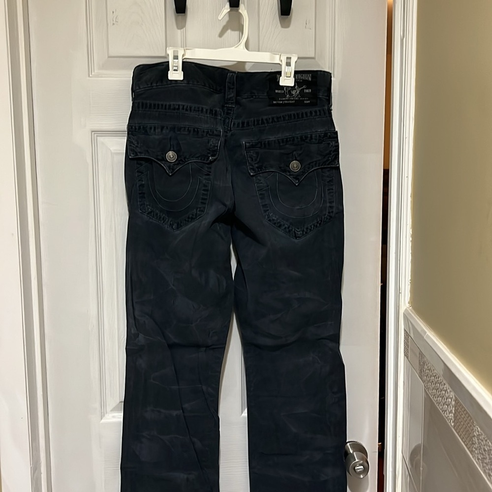 True Religion Men’s dark Blue “suede” Jeans - Picture 6 of 6